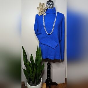 Chelsea & Theodore Ribbed detail sweater. Royal blue ❤️